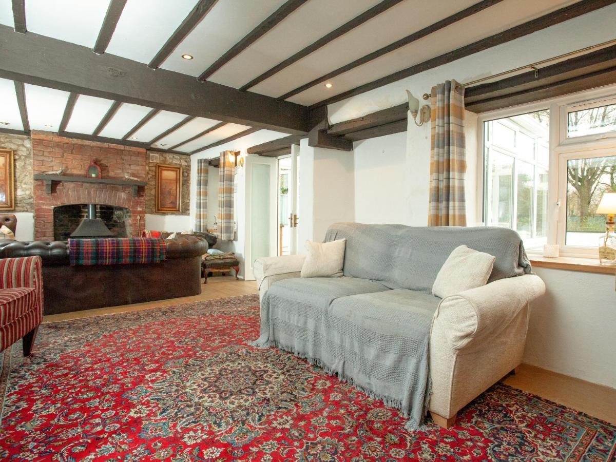 Weycroft Cottage Аксмінстер Екстер'єр фото
